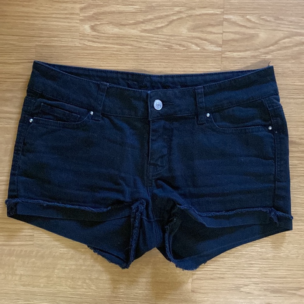 Denim Shorts-bundle of 3 pairs! Denim, black & Gray Denim. Juniors size 7 - Picture 2 of 10